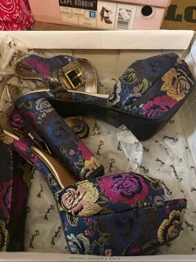 Qupid Floral Brocade Platform Sandals in Navy, Pink & Gold